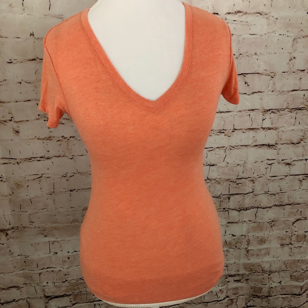 V-Neck short sleeve Tee